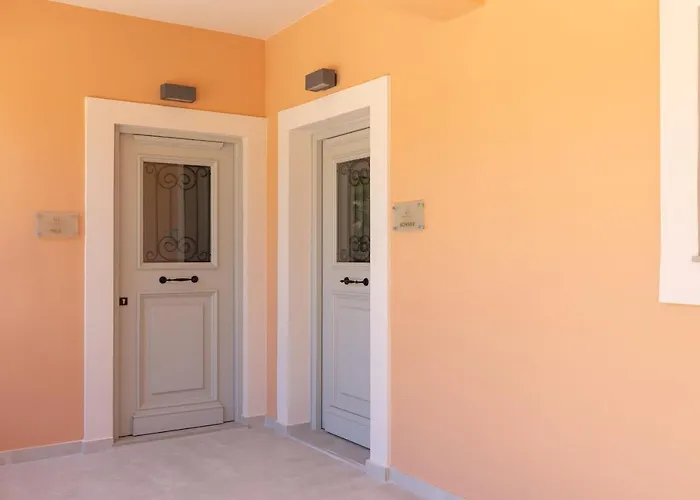 Onore Luxury Apartamento Kato Korakiana