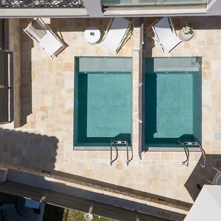 Onore Luxury Apartment *